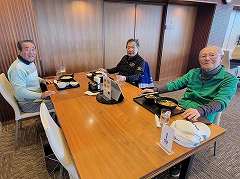 �y���������Q�g�ځF���сE����E�O��