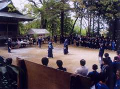 城壁内の広場で剣道大会