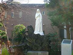 「聖母マリア」の像
